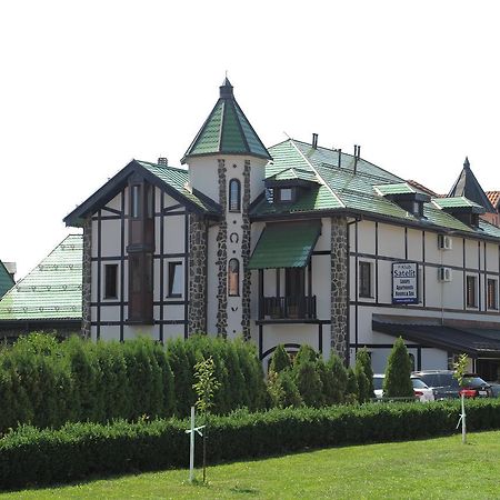 Klub Satelit Zlatibor Bed & Breakfast エクステリア 写真