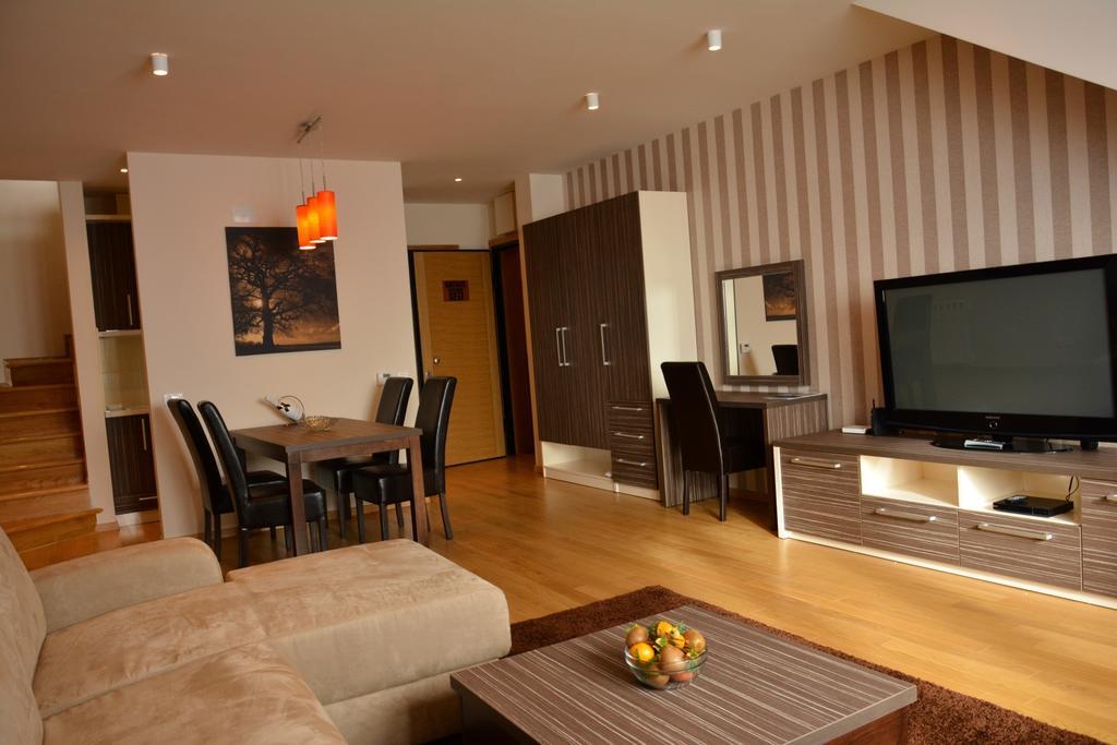 Klub Satelit Zlatibor Bed & Breakfast エクステリア 写真