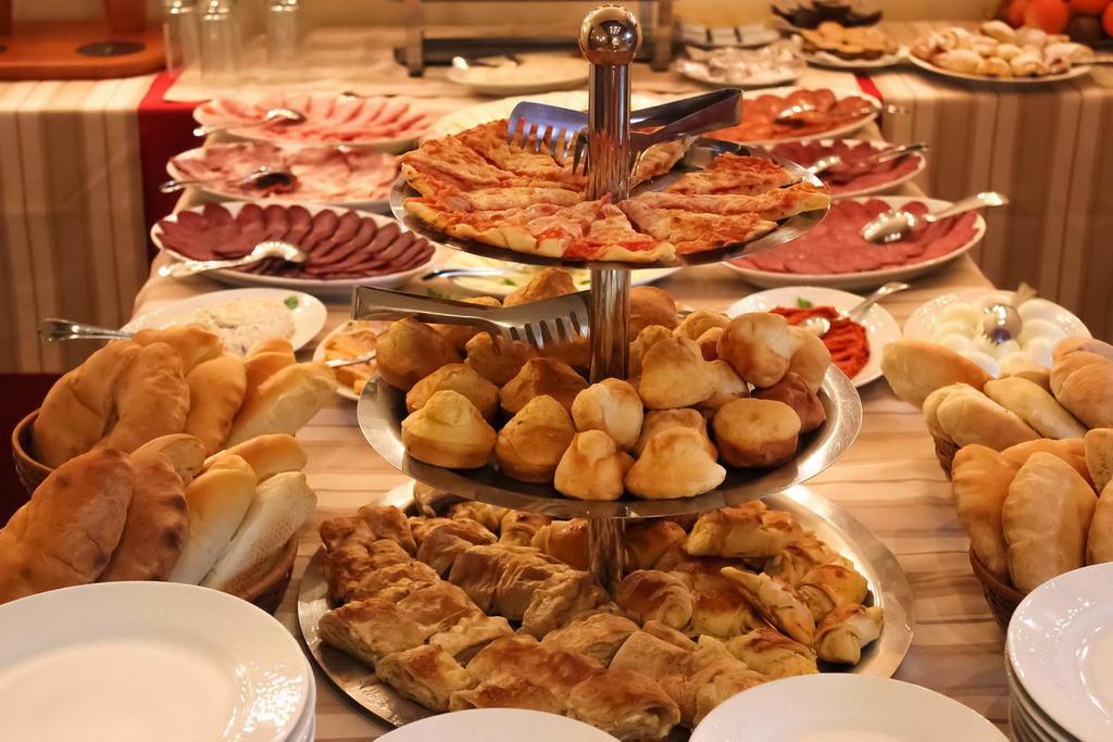 Klub Satelit Zlatibor Bed & Breakfast エクステリア 写真