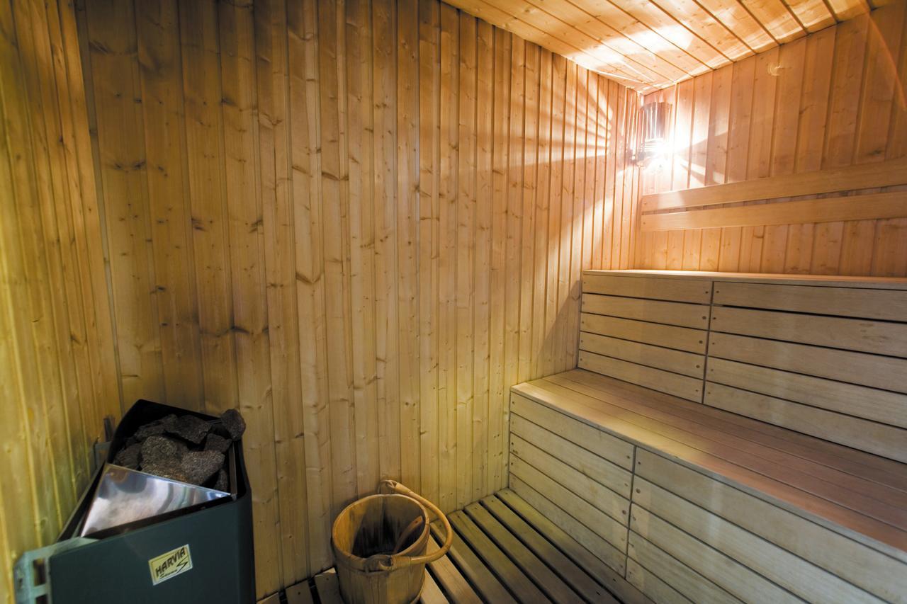 Klub Satelit Zlatibor Bed & Breakfast エクステリア 写真