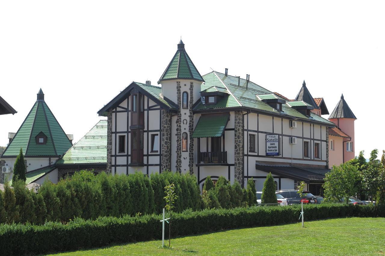 Klub Satelit Zlatibor Bed & Breakfast エクステリア 写真